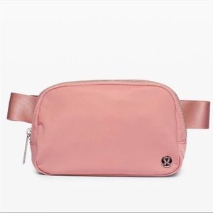 Lululemon Everywhere Belt Bag NWT Pink Pastel